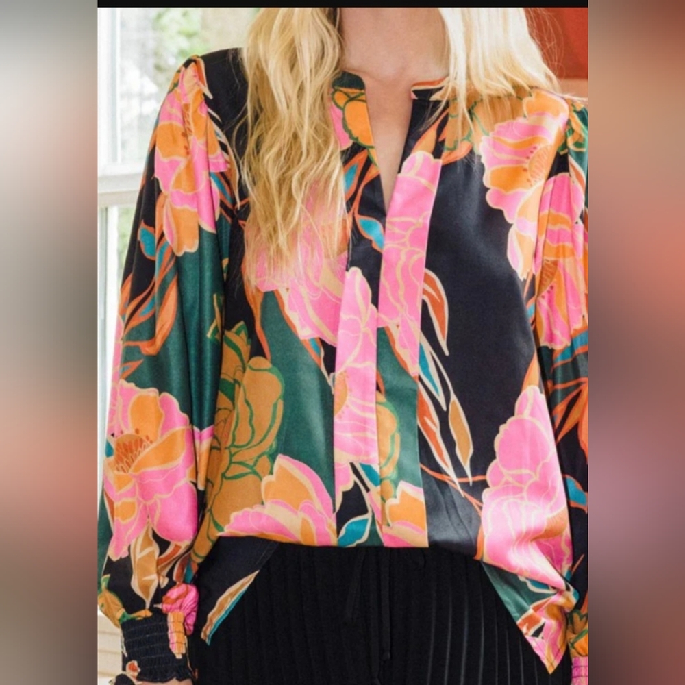 NWT ODDY Floral Print Top